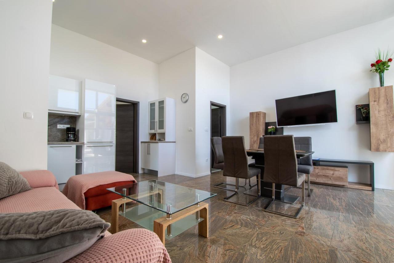 بيتينا Apartments Lantina المظهر الخارجي الصورة