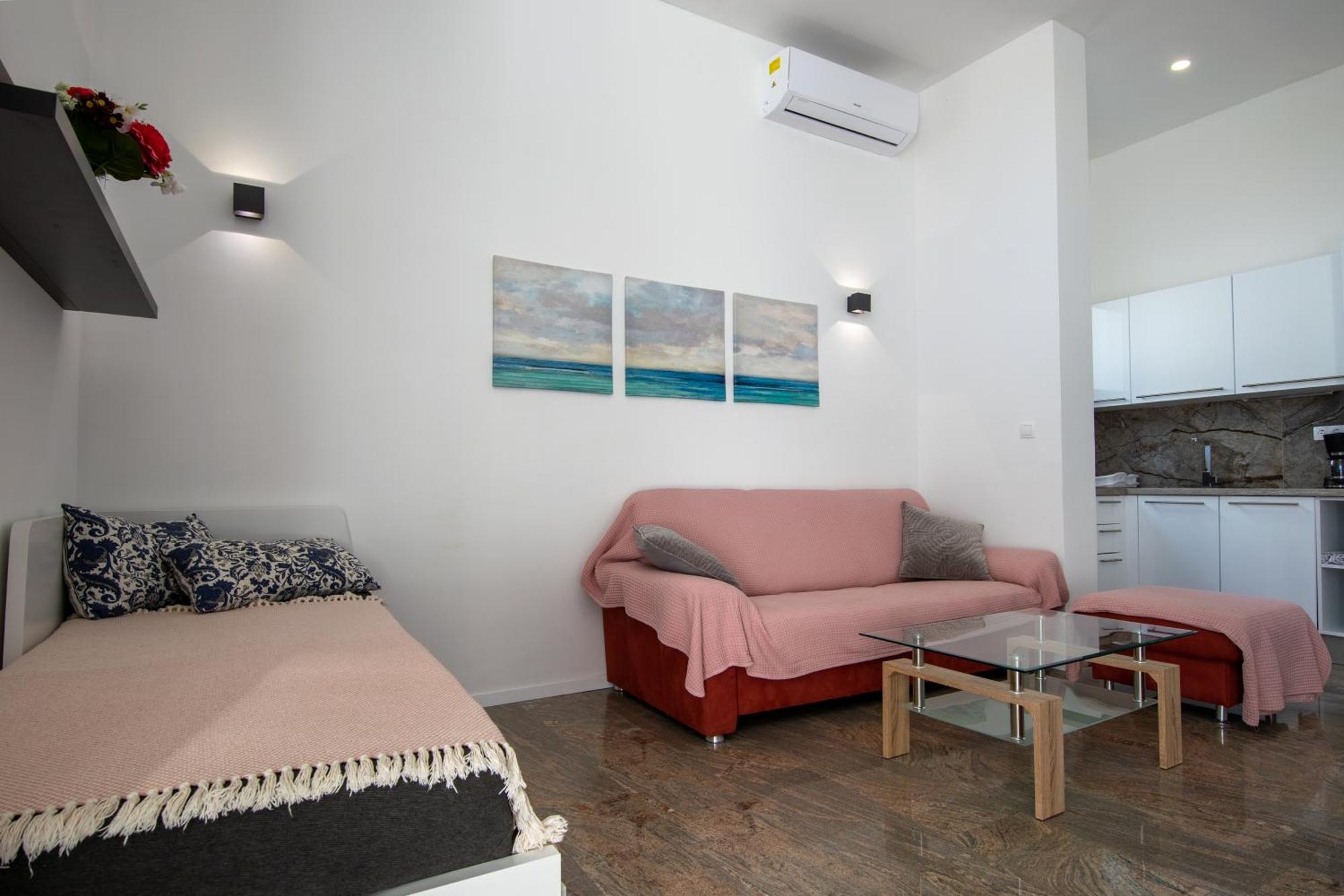 بيتينا Apartments Lantina الغرفة الصورة